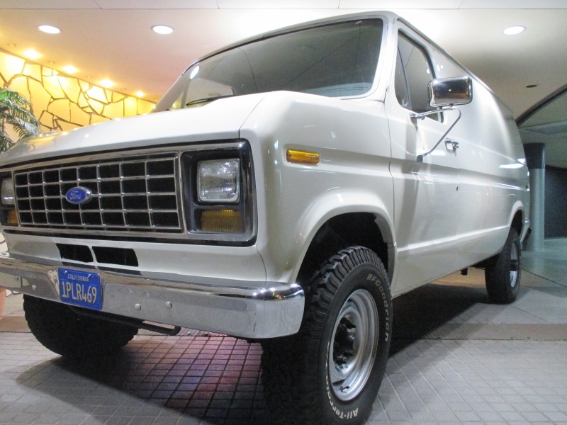 フォード E-350 カーゴＶＡＮ Ｅ３５０ 新車並行 中古車 情報 | garage CREW CAB